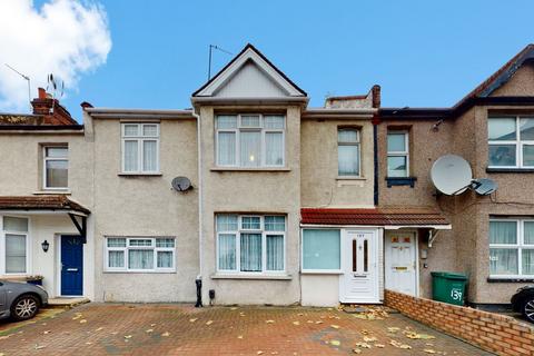 5 bedroom terraced house for sale, Colindale Avenue, London