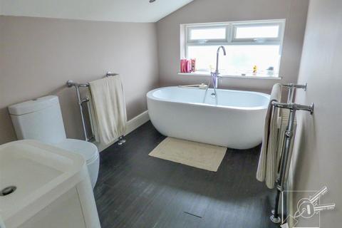 70 Napier Road, Northfleet, Gravesend, DA11 7BY