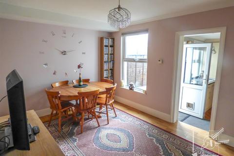 70 Napier Road, Northfleet, Gravesend, DA11 7BY