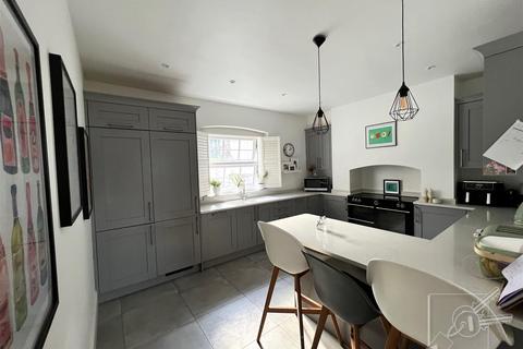 37 Clarence Place, Gravesend, DA12 1LB