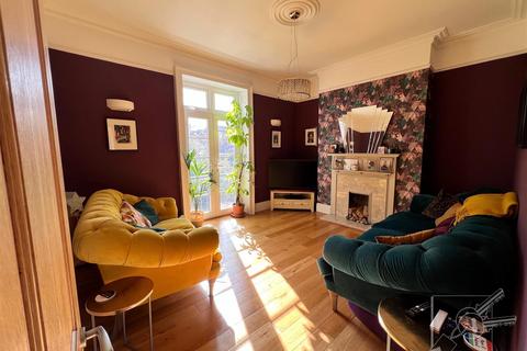 37 Clarence Place, Gravesend, DA12 1LB