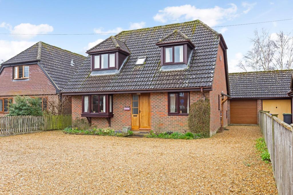 Wick Lane, Downton 3 bed detached house for sale £550,000