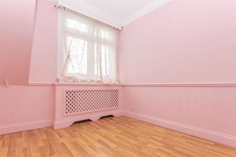 20 Swale Road, Crayford, Dartford, DA1 4PD