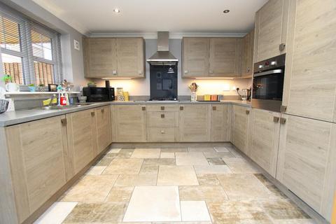 16 Aidan Gardens, Durham, DH1 2BF