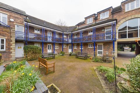 2 bedroom retirement property for sale - Avenue Court, Westgate, Bridlington