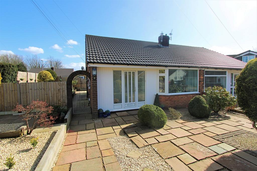 Norbury Grove, Bolton, BL1 2 bed semidetached bungalow £249,950