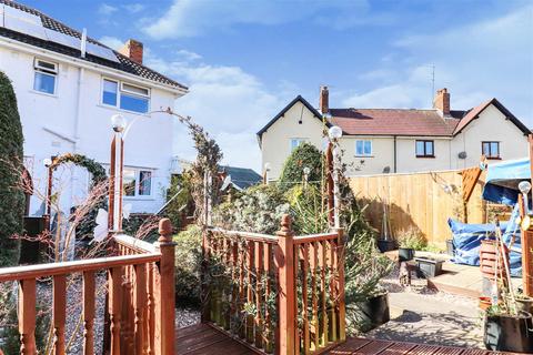 28 Ampleforth Grove, Hull, HU5 5HB