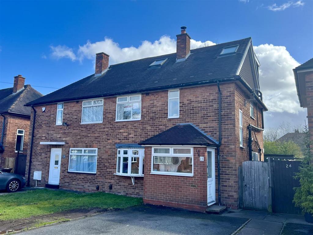 Lawnswood Avenue, Shirley, Solihull 4 bed semidetached house £391,950