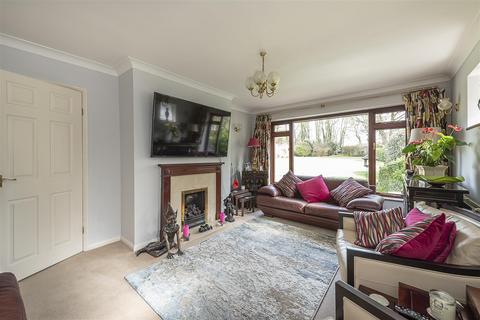 2 Ashcroft Close, Harpenden, AL5 1JJ