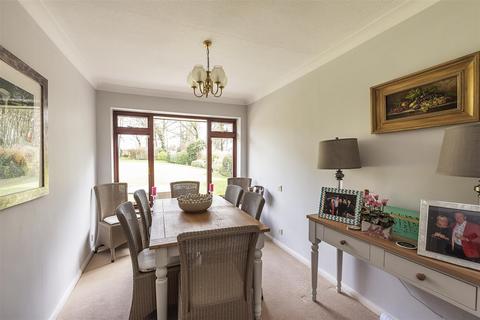 2 Ashcroft Close, Harpenden, AL5 1JJ