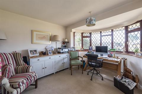 2 Ashcroft Close, Harpenden, AL5 1JJ