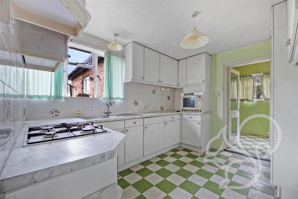 Sudbury Road, Lavenham 3 bed detached bungalow for sale £340,000