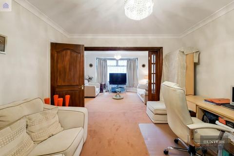 19 Cecil Road, Romford, RM6 6LA