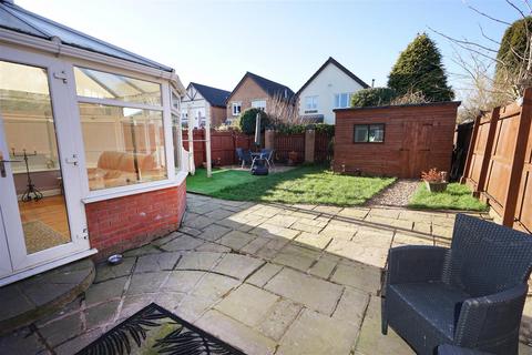 1 Rotherhead Close, Horwich, Bolton, BL6 5UG