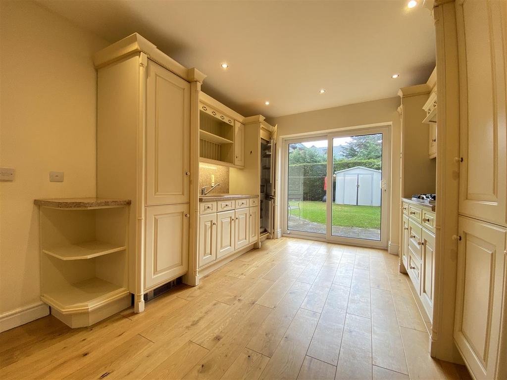 Hillbrook Road, BRAMHALL 4 bed detached house for sale £749,950