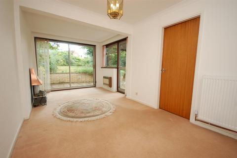 3 bedroom link detached house for sale - 16 Surrey Drive, Finchfield, Wolverhampton