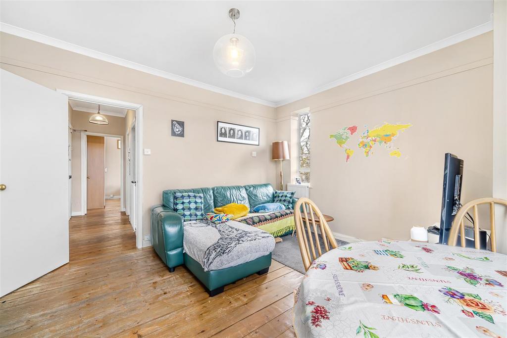 22 Dumbarton Court-8.jpg