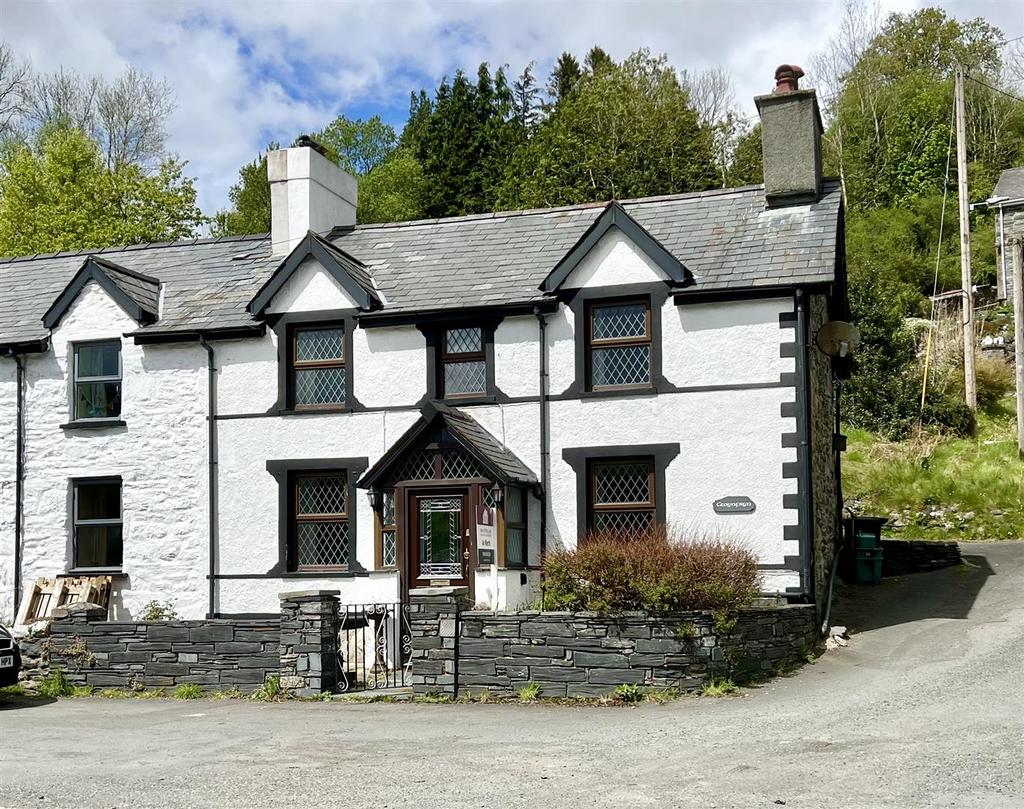 Dolwyddelan 3 bed semi-detached house for sale - £185,000