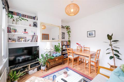 40 Harris Street, London, E17 8EQ