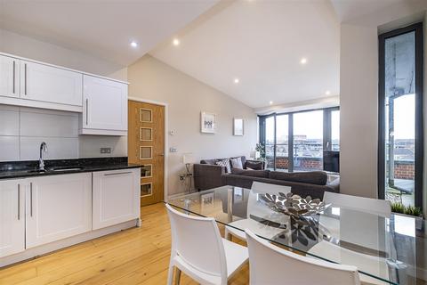 Flat 15, Marquis Court Station Approach, Epsom, KT19 8BN