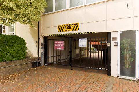 Flat 15, Marquis Court Station Approach, Epsom, KT19 8BN