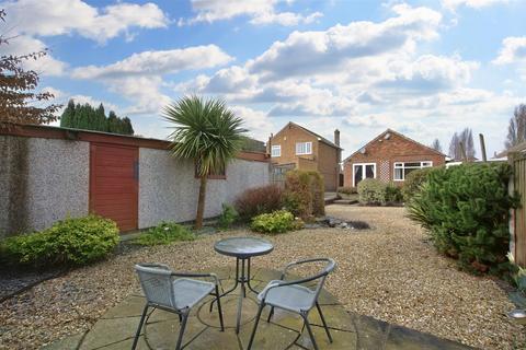 64 Flatts Lane, Calverton, Nottingham, NG14 6JZ