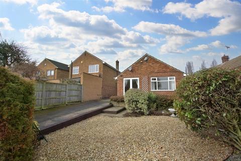 64 Flatts Lane, Calverton, Nottingham, NG14 6JZ