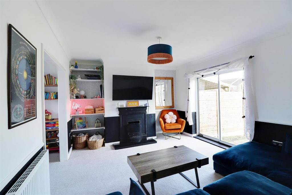 Well Lane, Willerby, Hull 3 bed semidetached house £215,000