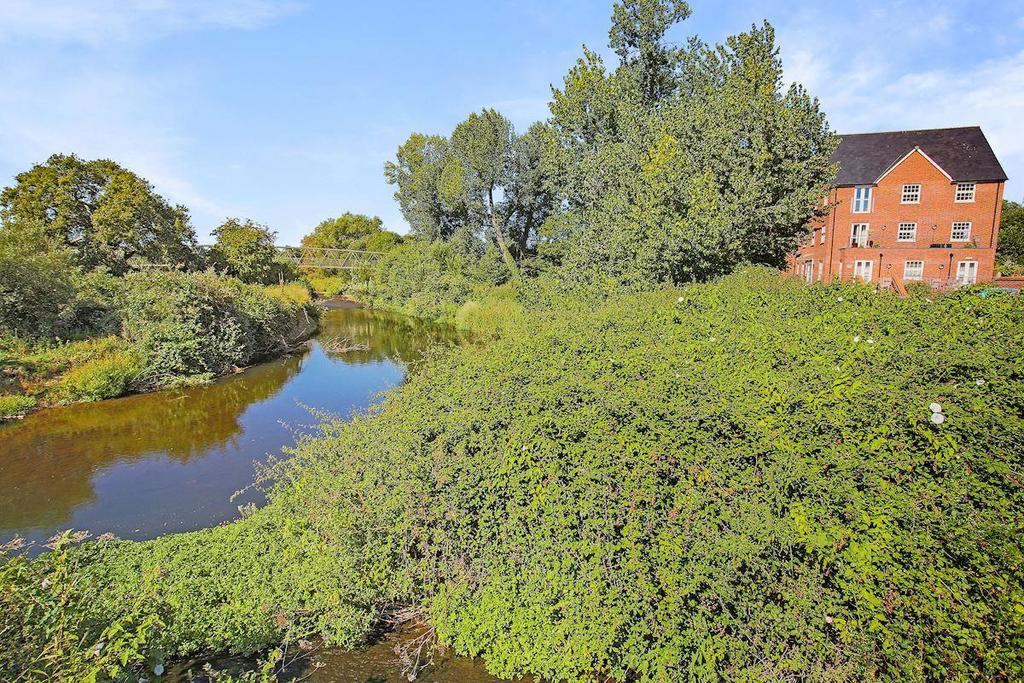 Tumbling Weir Court