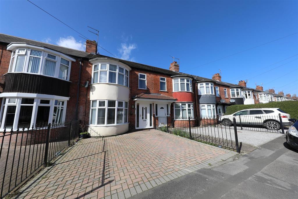 Westfield Road, Hull 3 bed terraced house for sale £165,000