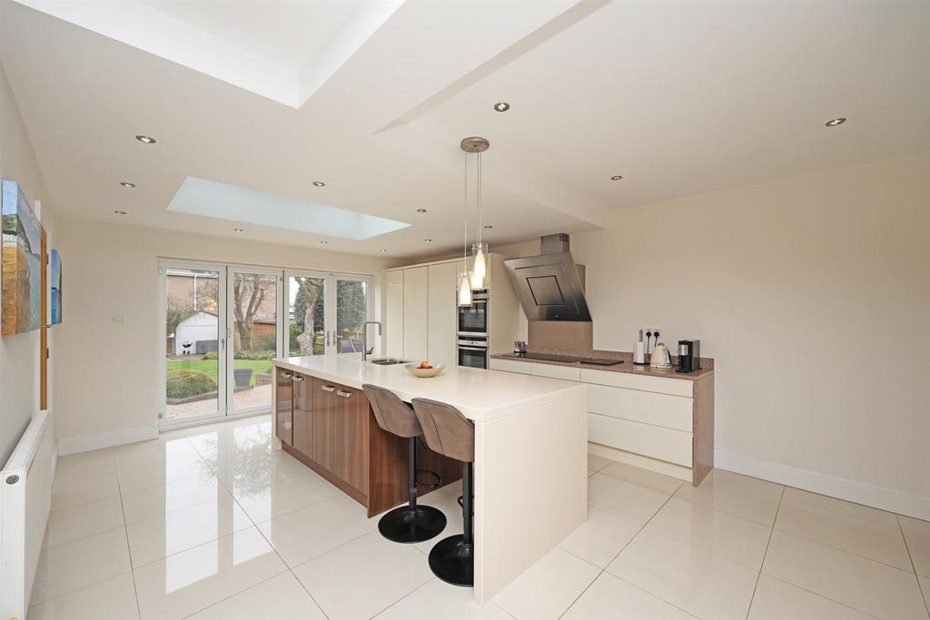 Kitchen / Dining / Living Space