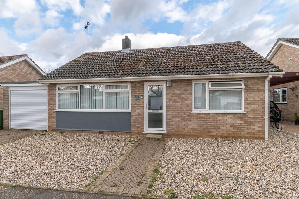 Digby Drive, Fakenham, NR21 2 bed detached bungalow £290,000