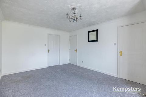 4 Birch Close, South Ockendon, RM15 6XD