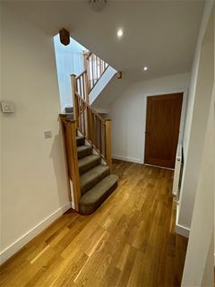 4 bedroom terraced house to rent, Slades Road, St Austell