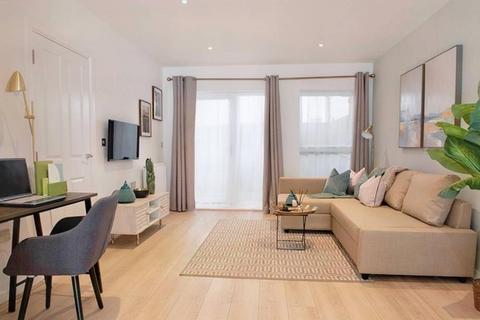 3 bedroom flat for sale - Brookhill Road, London SE18