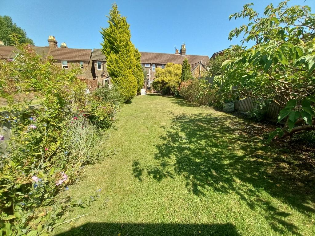 Rushes Road, Petersfield, Hampshire 3 bed terraced house for sale £