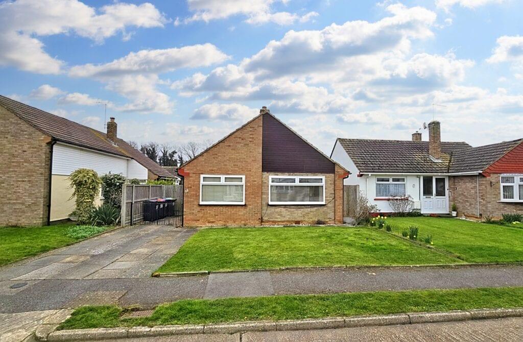 Cherry Gardens, Herne Bay 2 bed detached bungalow for sale £375,000