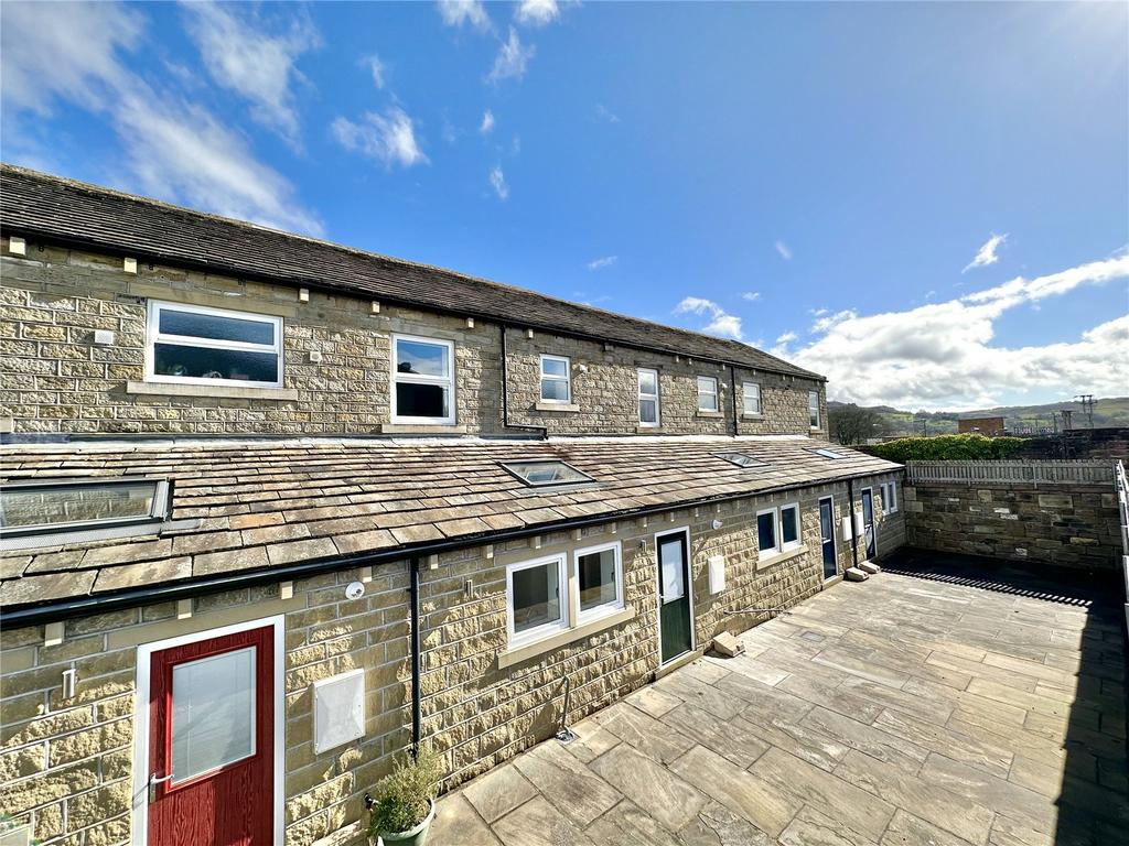 St. Road, Scholes, Holmfirth, West Yorkshire, UK, HD9 3 bed