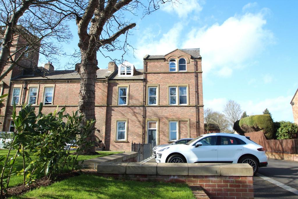 Preston Towers, North Shields, Tyne & Wear, NE29 3 bed house for sale