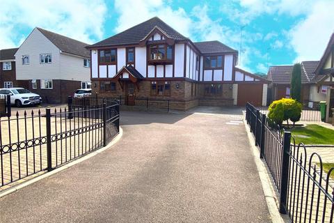 4 bedroom detached house for sale, Gloucester Avenue, Rayleigh, Essex, SS6