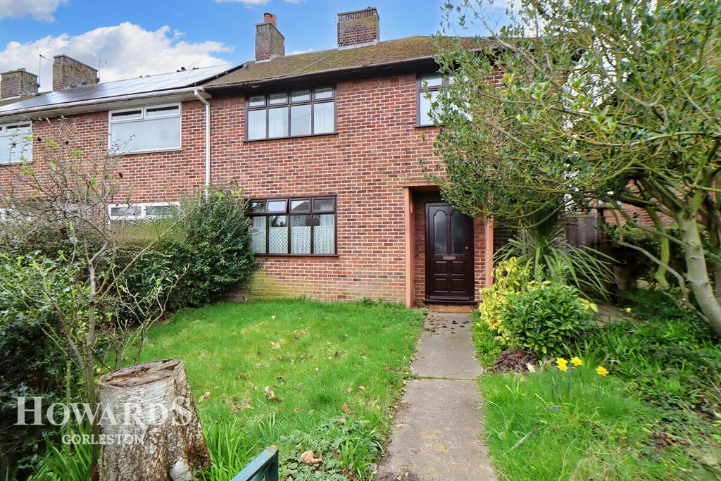 Pound Lane, Gorleston 3 bed end of terrace house for sale £180,000