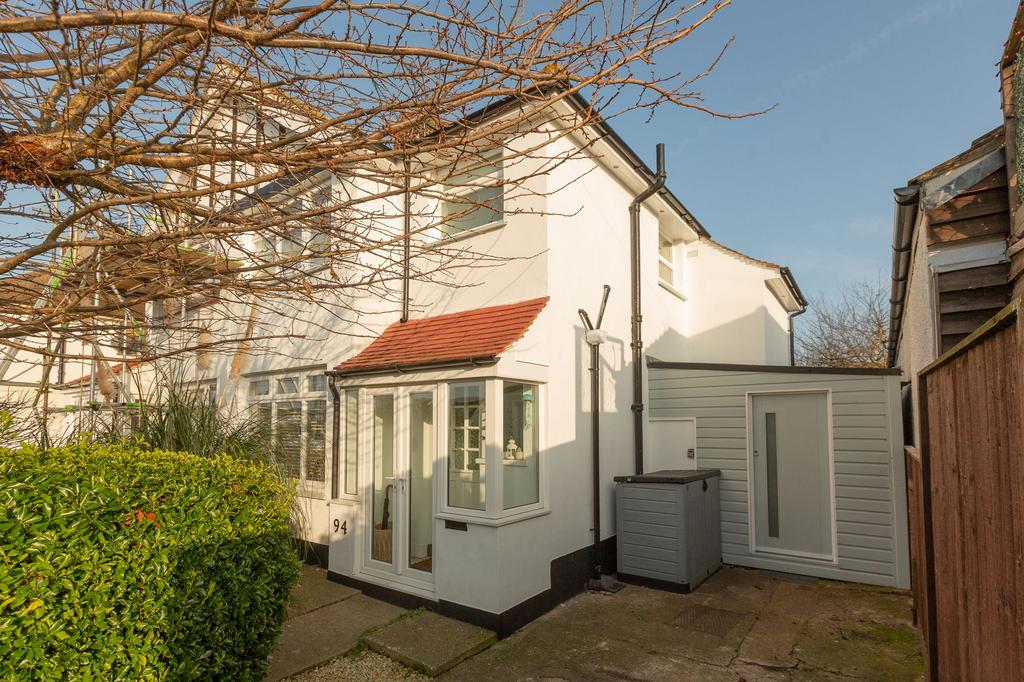 Minnis Road, Birchington, CT7 3 bed semidetached house £385,000