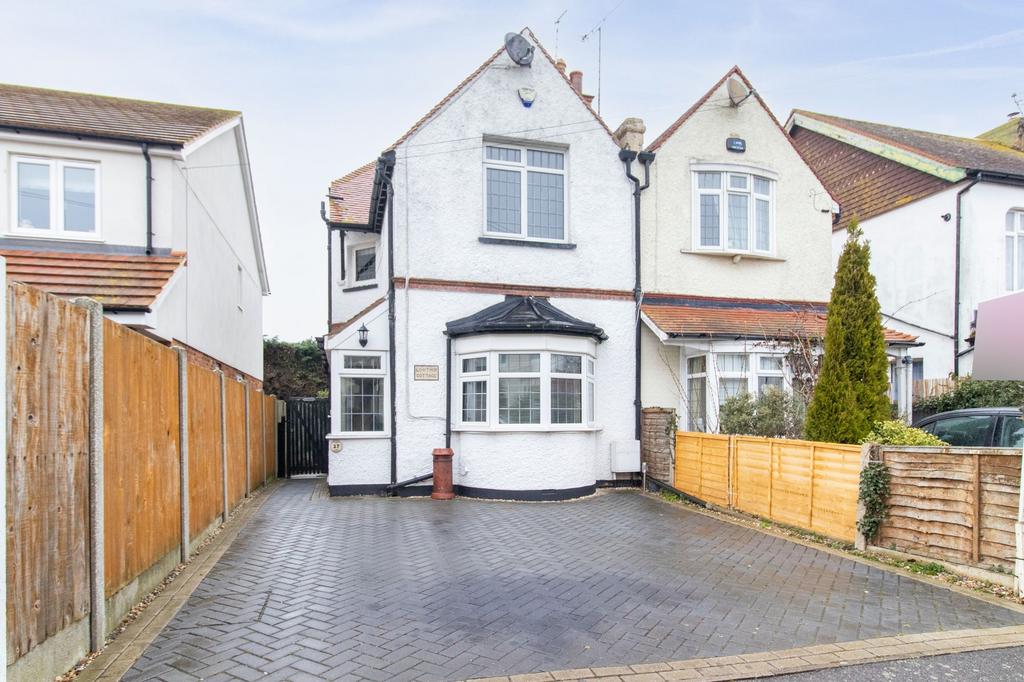 Alma Road, Herne Bay, CT6 3 bed semidetached house for sale £375,000