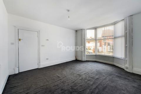 2 bedroom flat to rent, Bushbury Road, Wolverhampton, West Midlands