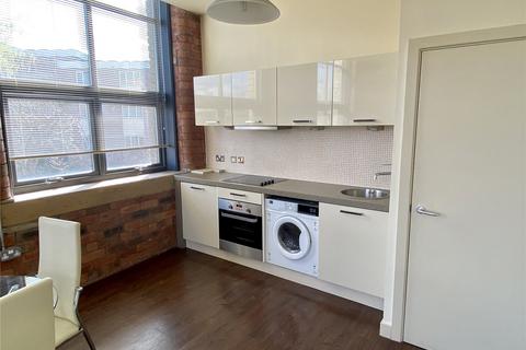 1 bedroom apartment to rent, Upper Blakeridge Lane, Batley, WF17