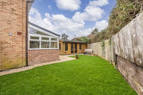 16 Woolwich Close, Bursledon, Southampton, SO31 8GE