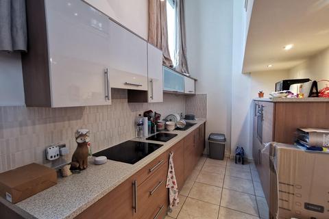 2 bedroom flat to rent, Zion Chapel, George Street, Wakefield, West Yorkshire, UK, WF1