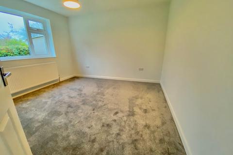 8 Amesbury Drive, Bleadon, Weston-super-mare, BS24 0PN