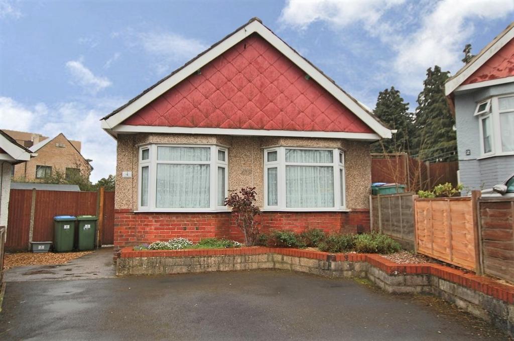 Midanbury, Southampton 2 bed detached bungalow for sale £280,000