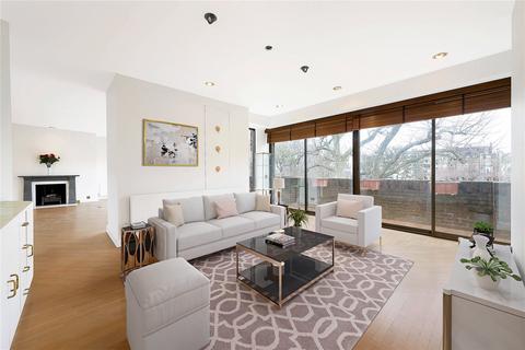 undefined, Hyde Park Gate, London, SW7